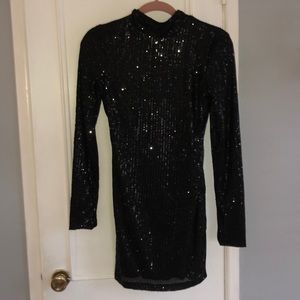 Sequin, black, tight party dress! 🥳🖤